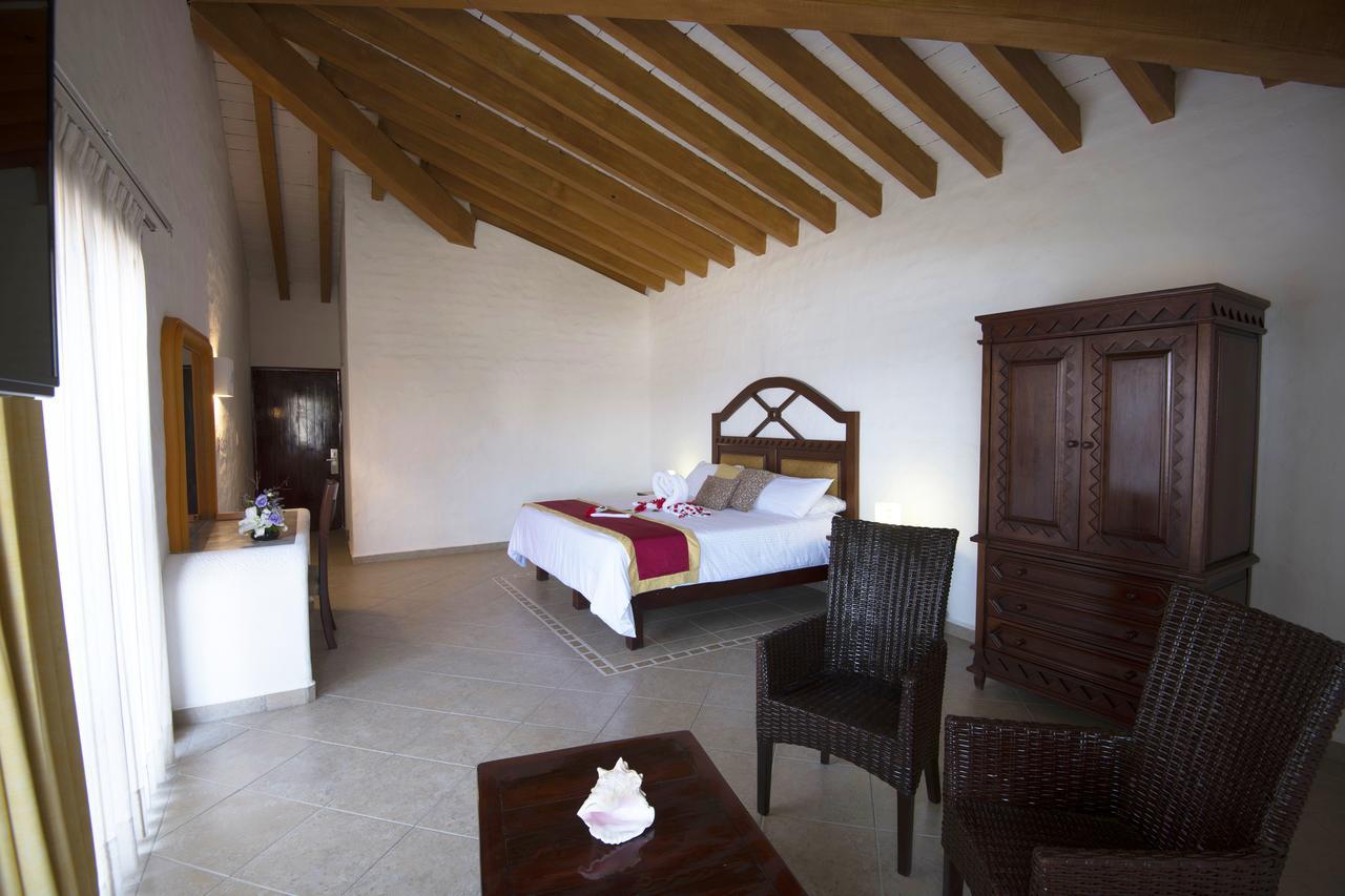 Hotel Punta Serena & Resorts - Solo Parejas (Adults Only) Tenacatita Extérieur photo